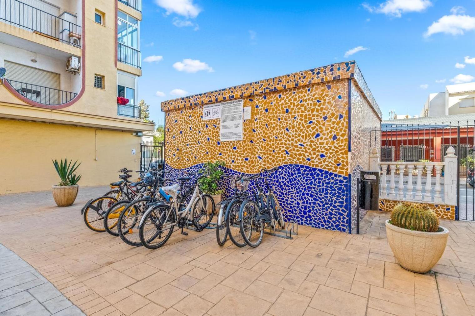 Studio A 200M De La Playa Los Locos Torrevieja Exterior foto