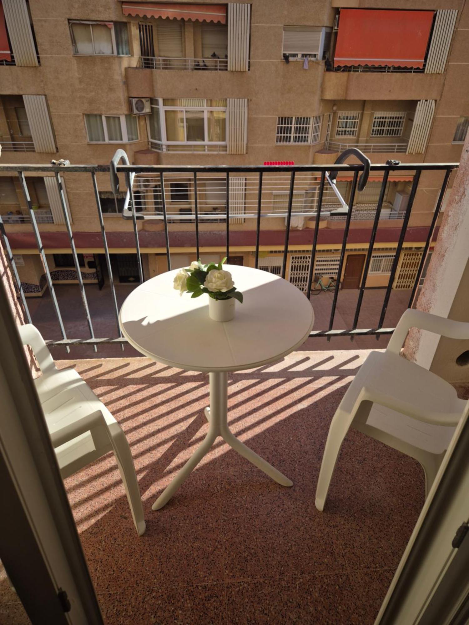 Studio A 200M De La Playa Los Locos Torrevieja Habitación foto